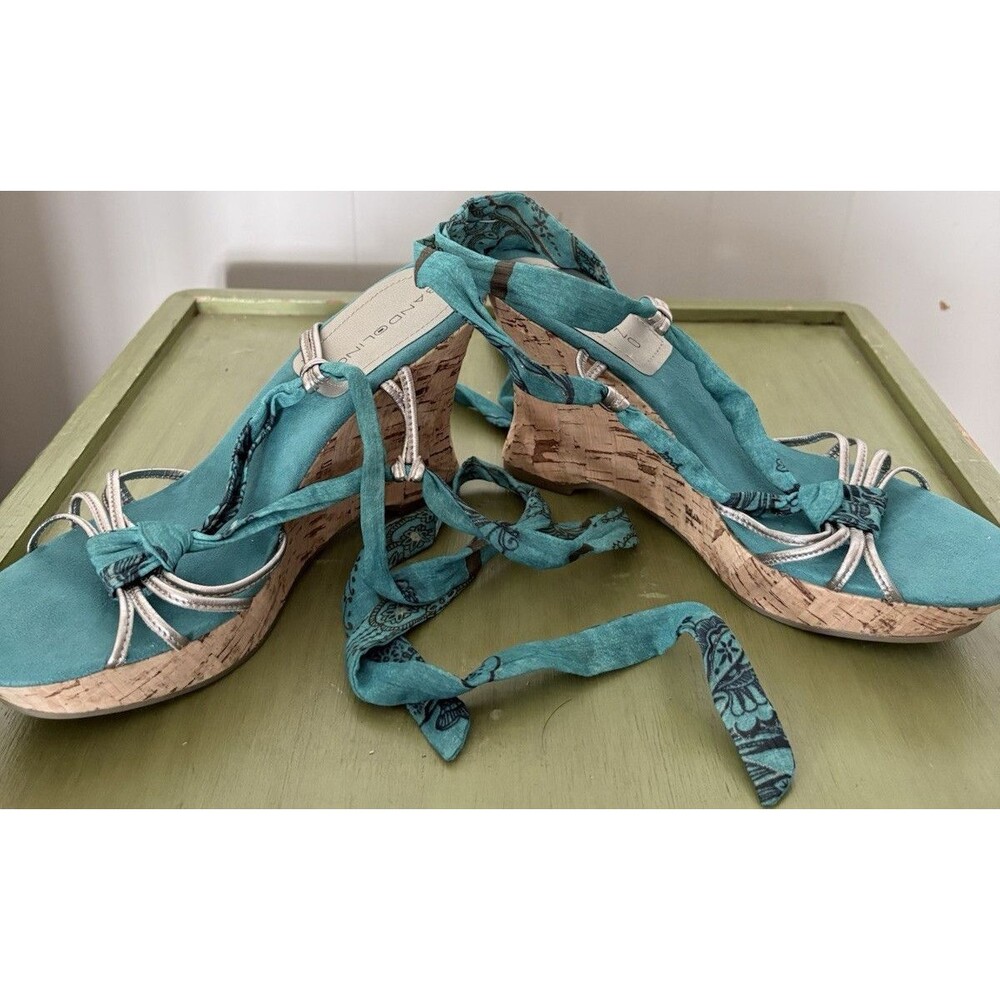 Bandolino Blue Paisley Fabric Strappy Wedge Sandals Ankle Tie Strap Womens 8
